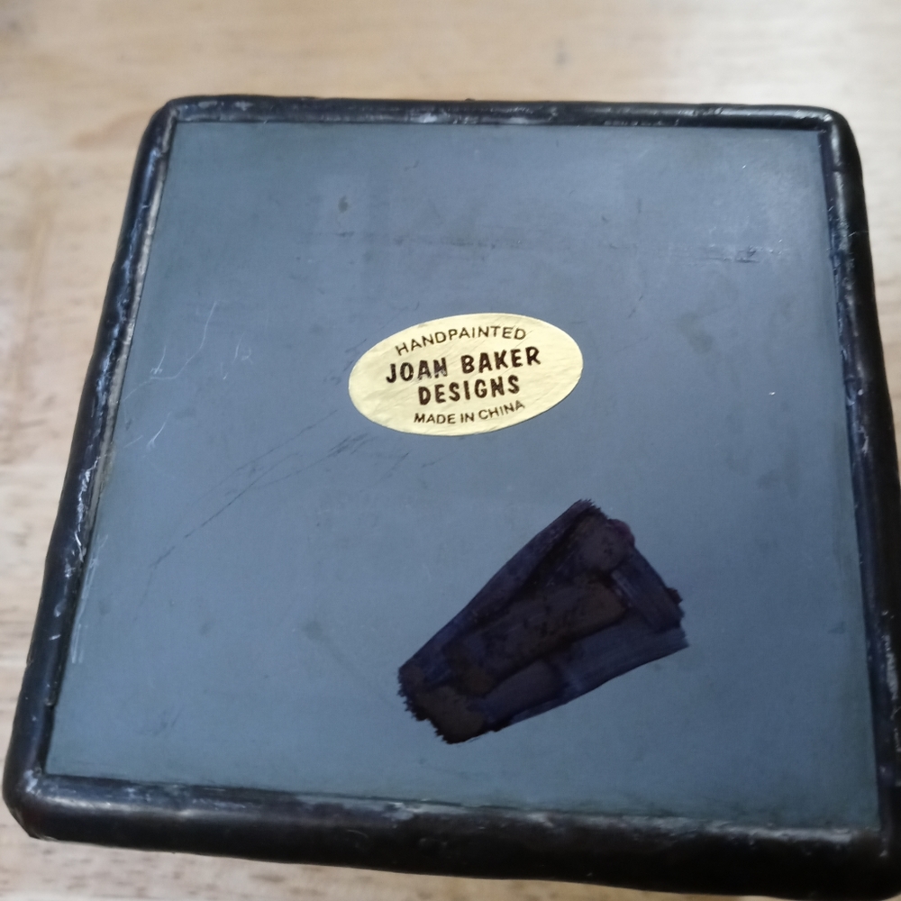 πJOAN BAKER DESIGN. VOTIVE CANDLE HOLDER,3"Γ3" RAREFIND πππ
- Picture 8 of 8